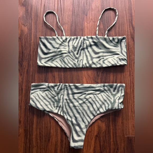 acacia swimwear Other - Acacia Savannah Rhodes Top(M) and Duke Bottoms (S)